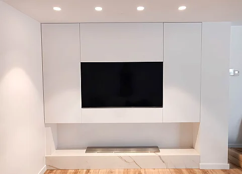 Mueble de salón diseñado para encajar al milímetro con tu televisor